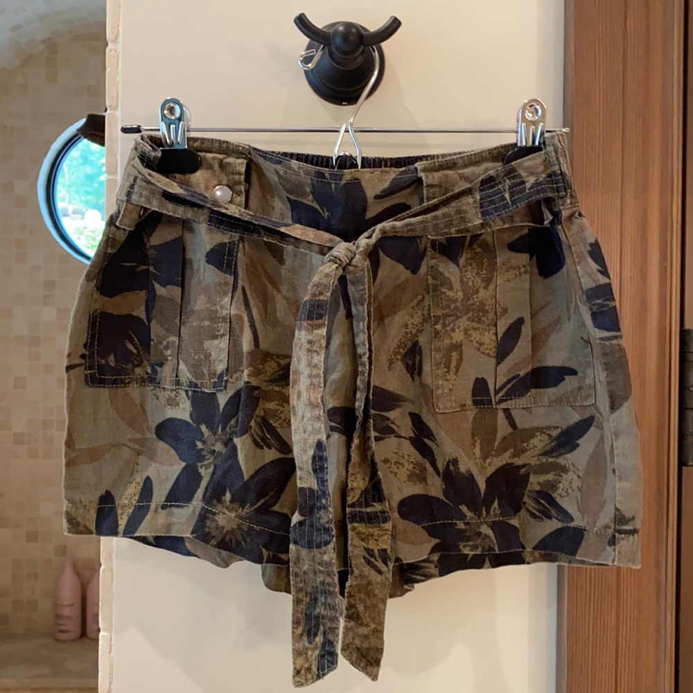 Camouflage Guess shorts